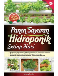 Image of Panen hidroponik buah dan sayuran buah di halaman rumah